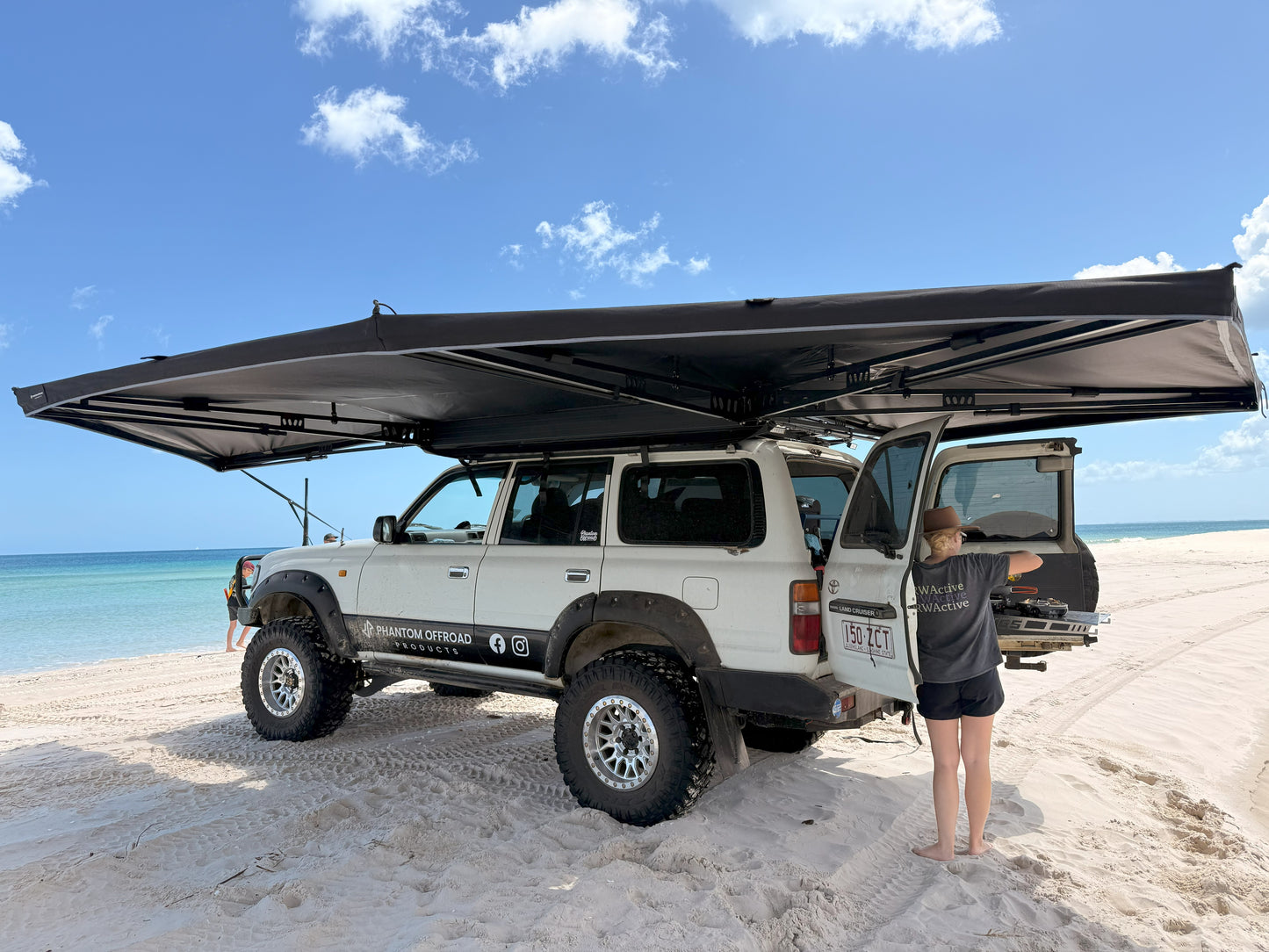 Phantom Pro 270 Awning (D Zipper) Passenger Side (November arrival)